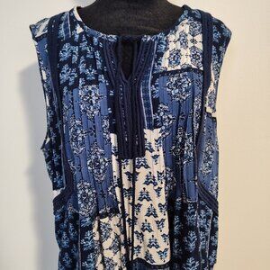 Pale Sky Patchwork Sleeveless Top - Wms Large